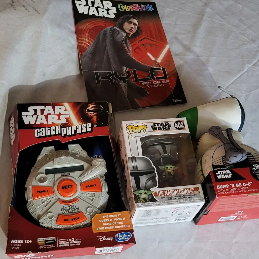 Star Wars Bundle toys  catch phrase pop mandelorian  Bump n go D-O coloring book - Picture 2 of 2